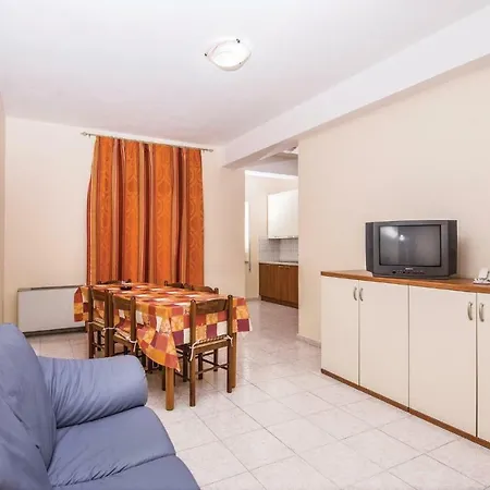 Apartamento S. Antonio Ovile la Marinella